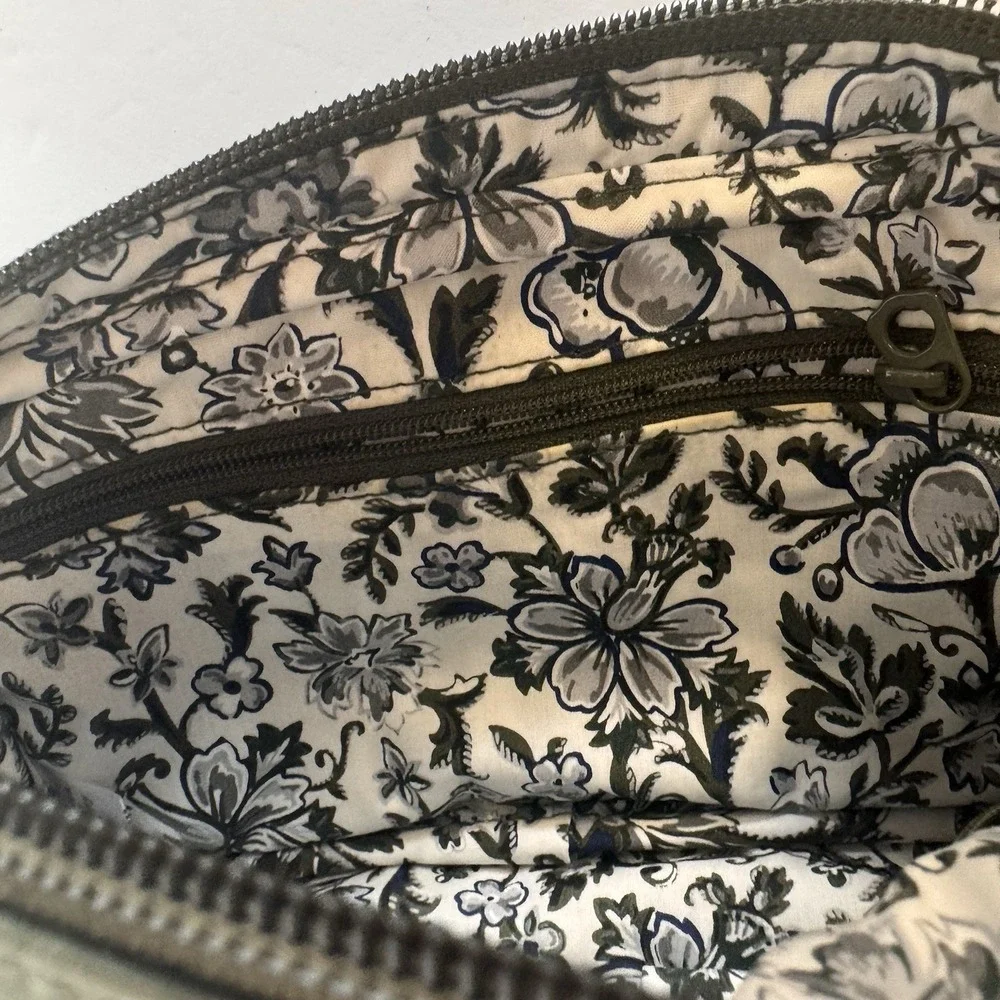 Vera Bradley RFID Convertible Pouch Crossbody in Climbing Ivy Green Olive